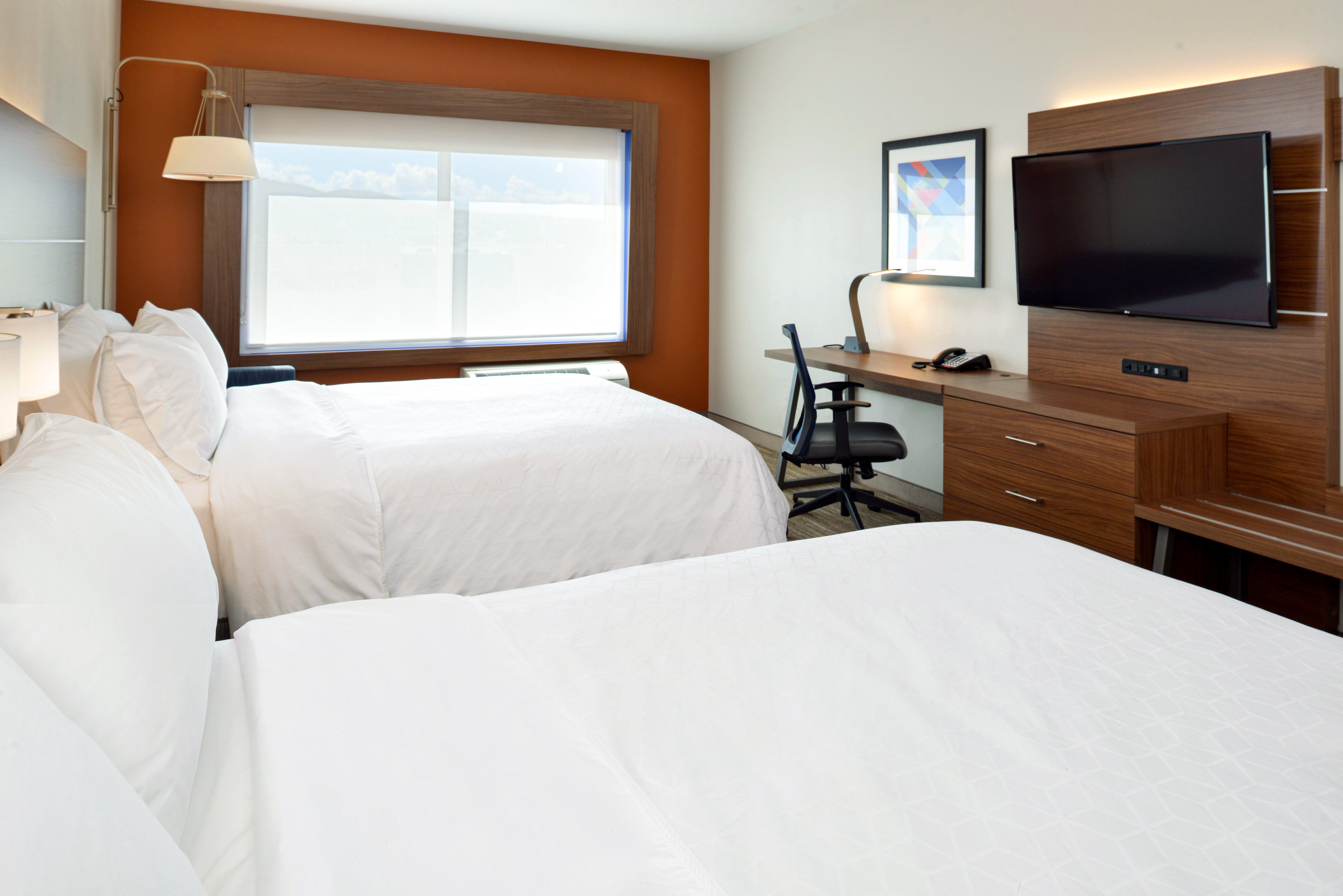 Holiday Inn Express & Suites - Elko By Ihg Buitenkant foto