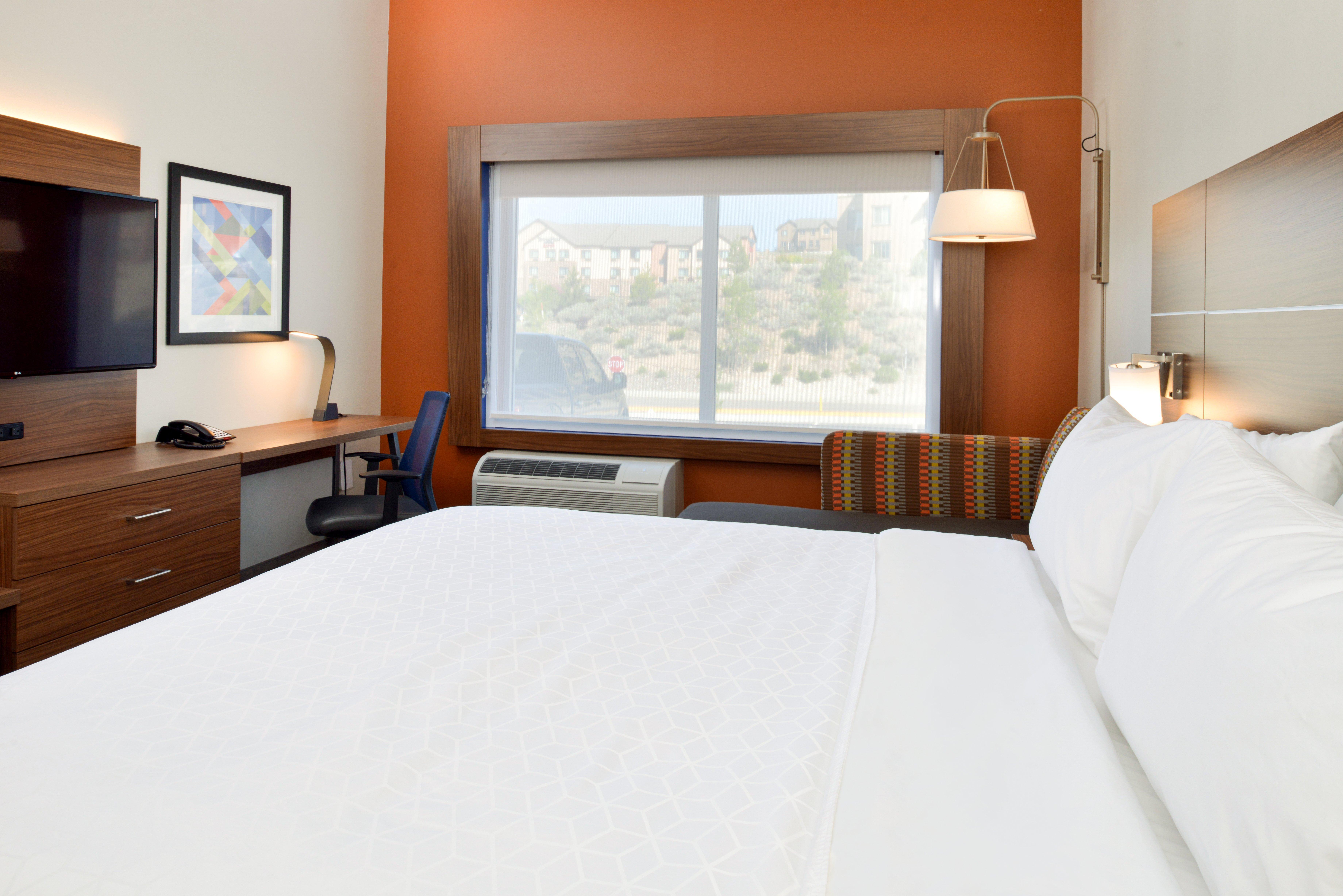 Holiday Inn Express & Suites - Elko By Ihg Buitenkant foto