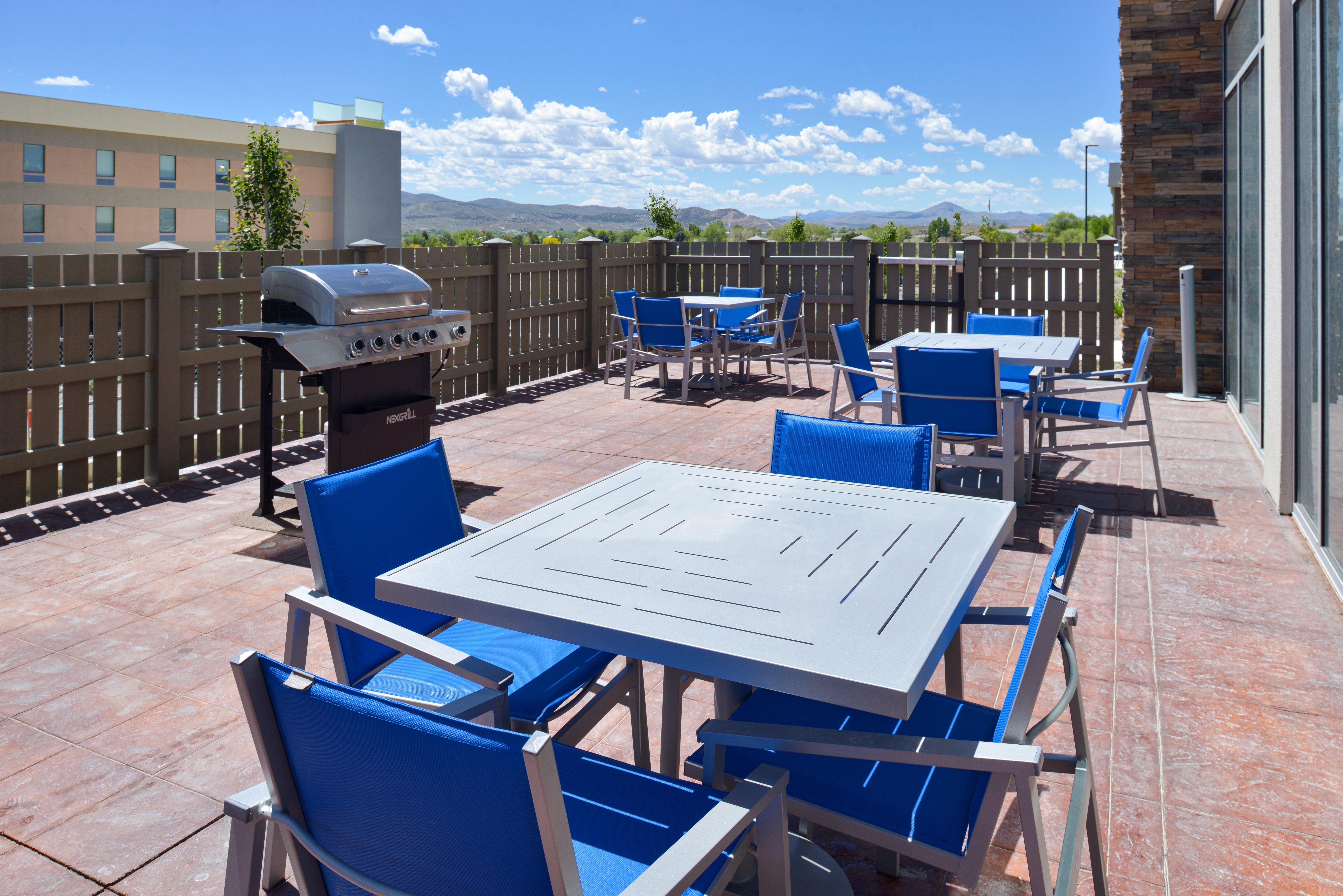 Holiday Inn Express & Suites - Elko By Ihg Buitenkant foto