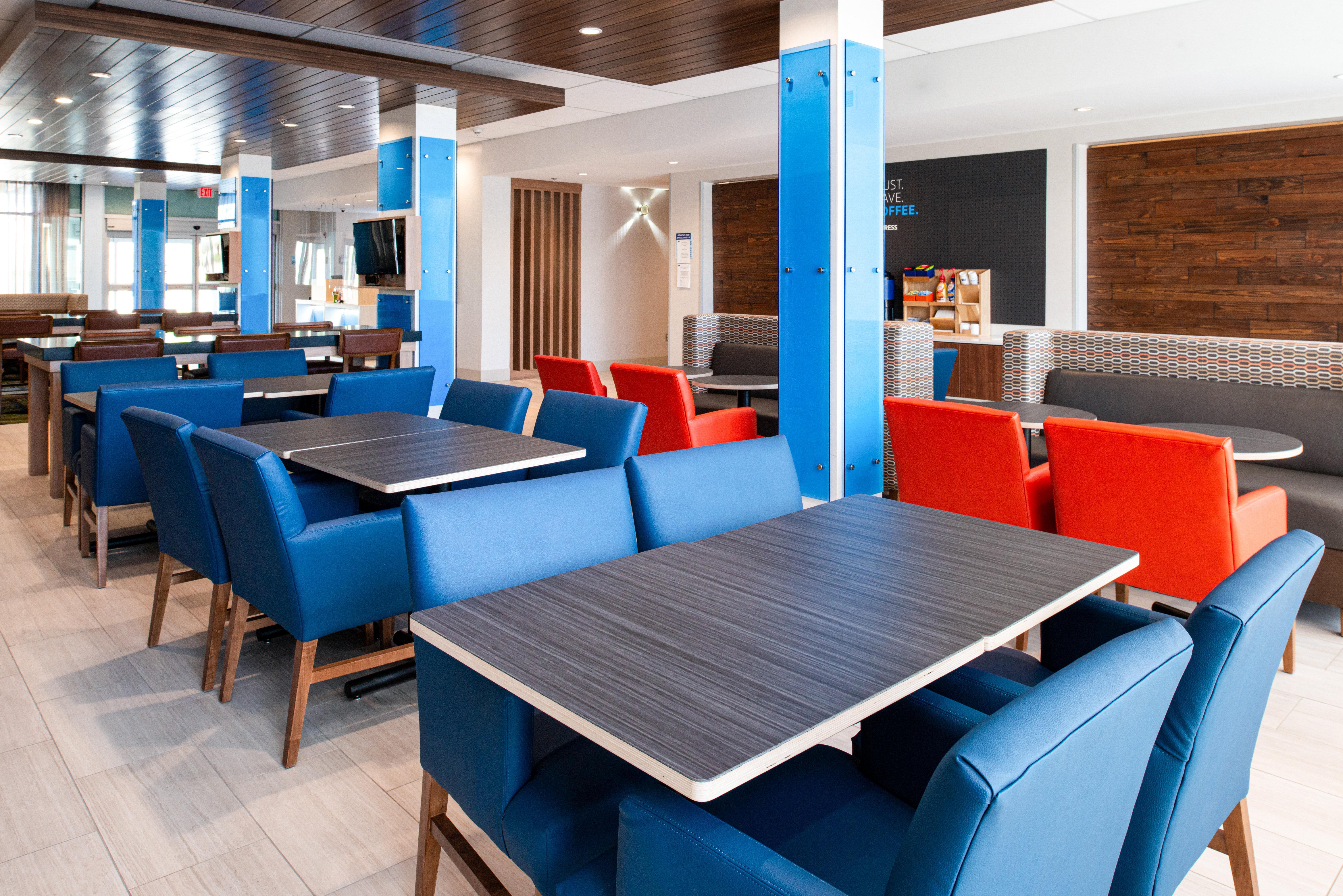 Holiday Inn Express & Suites - Elko By Ihg Buitenkant foto